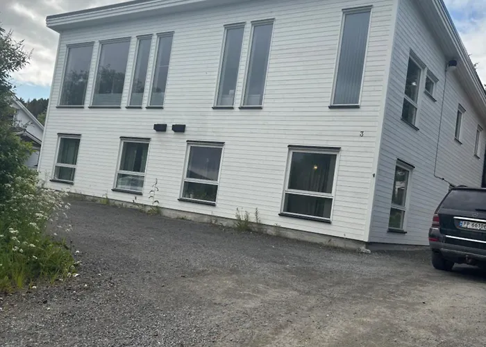 Apartamento Kroken 3 *